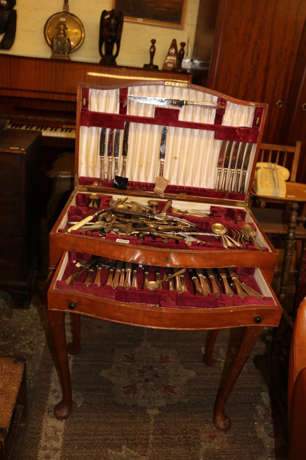 234 F TURNER & SONS AUCTIONEERS & VALUERS