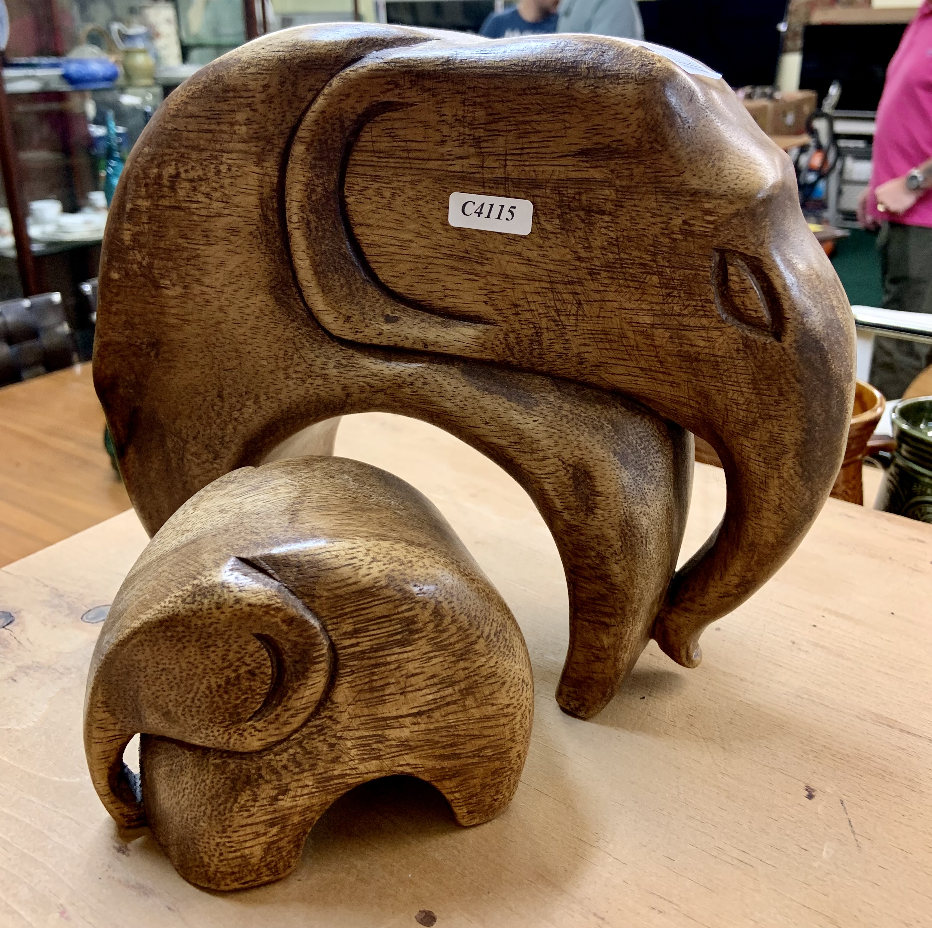 211 – F TURNER & SONS – AUCTIONEERS & VALUERS