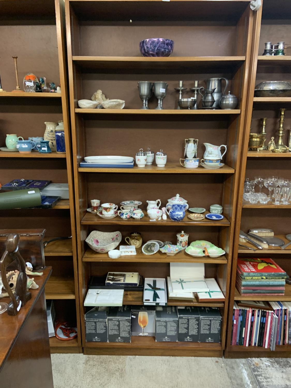 293 F TURNER & SONS AUCTIONEERS & VALUERS