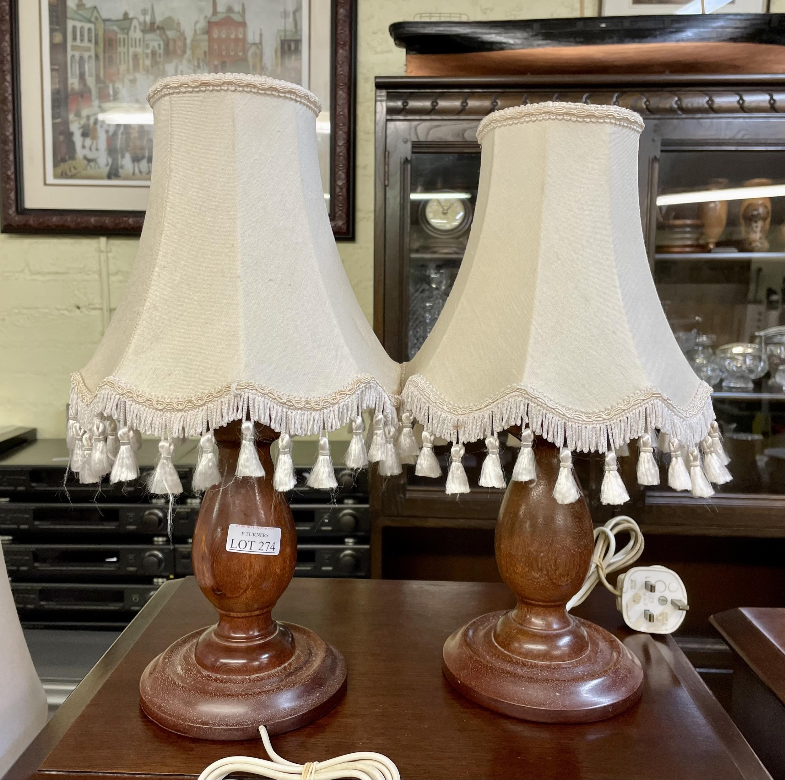 274 F TURNER & SONS AUCTIONEERS & VALUERS